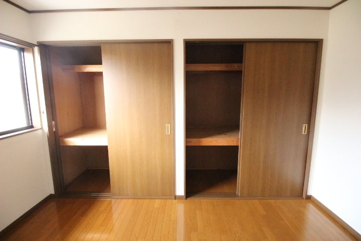 一ツ木壱番館 収納