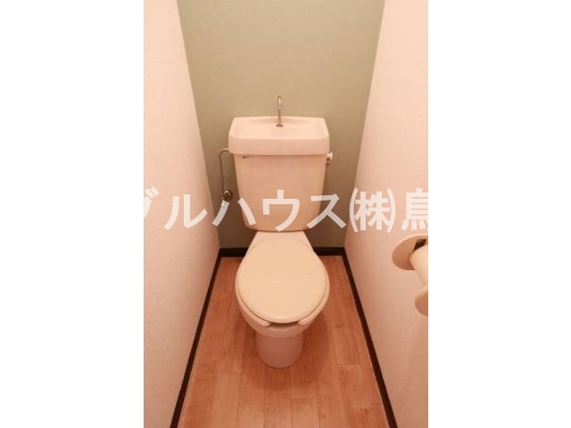 ステーションハイツ トイレ