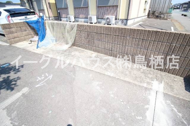 スプリングガーデンB棟 その他