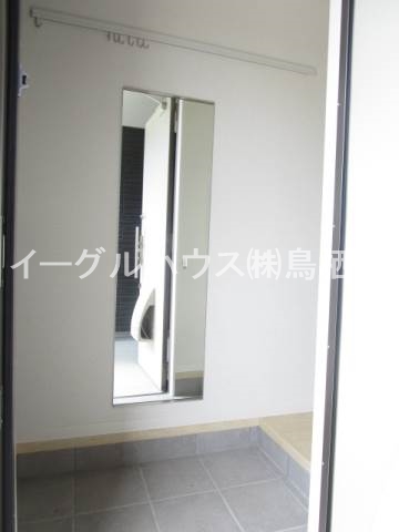 CREOLE 玄関