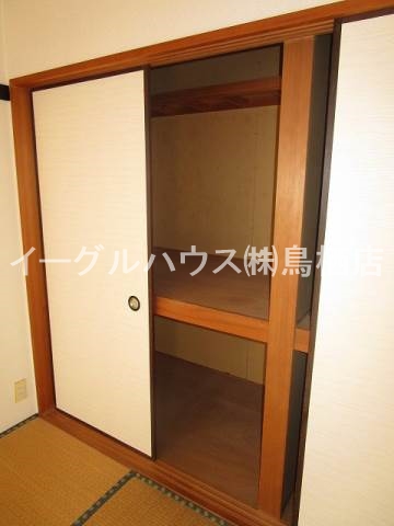 轟木ハイツD棟 収納