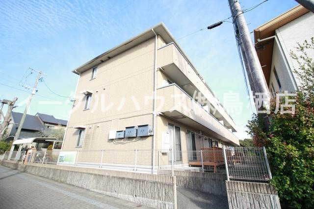 ウィスタリア 外観