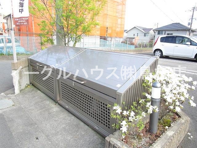 ウィスタリア その他