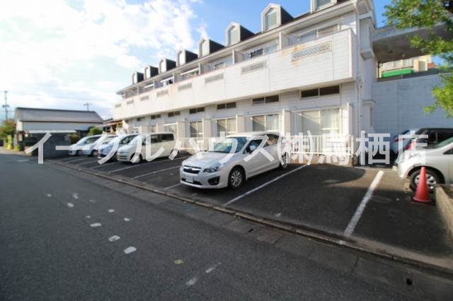 ウイング基山 駐車場