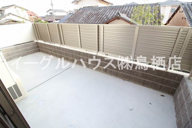 シャーメゾン・K ベランダ