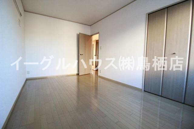 デビューOne　A棟 ベッドルーム