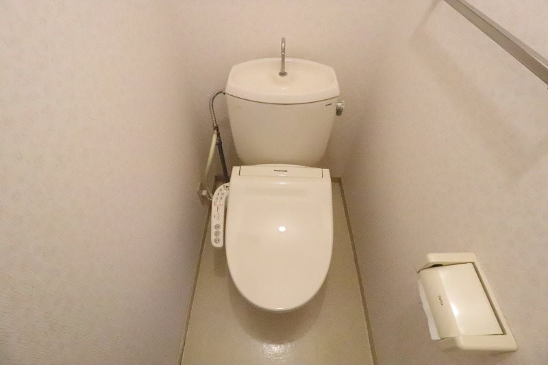 ヴィラージュ松倉C棟 トイレ