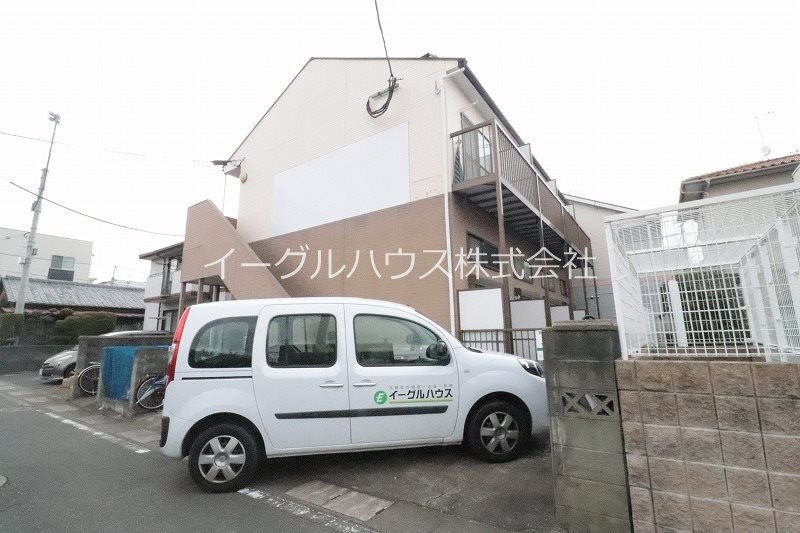 パル春日 駐車場