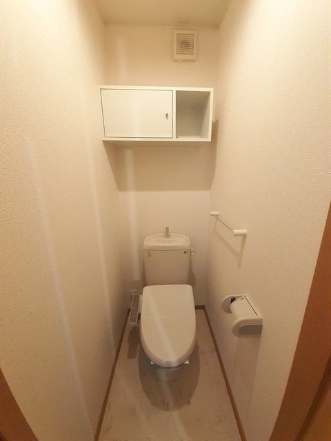 ソレアードヒルズ　Ｃ トイレ