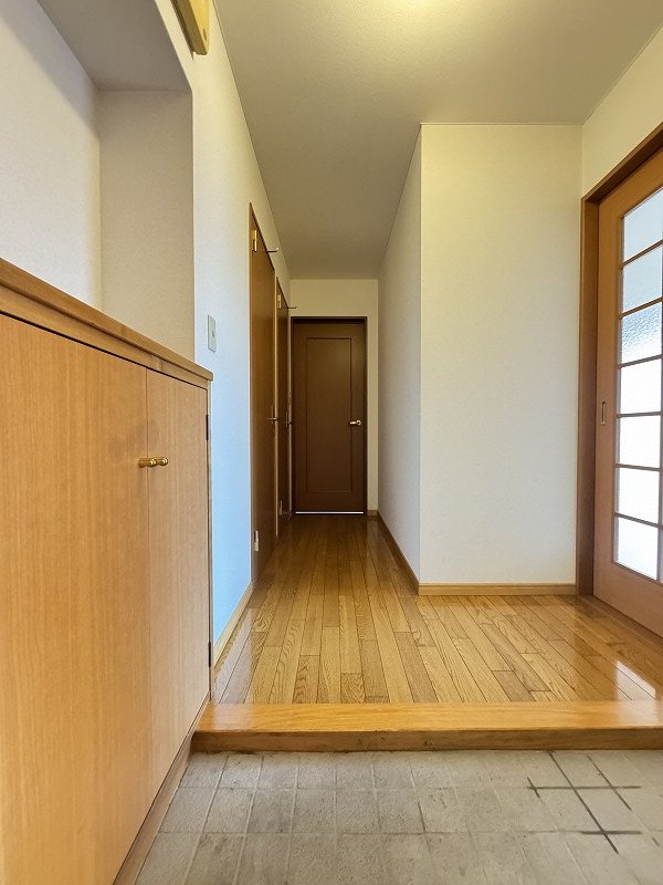 ハイツ久保山 玄関