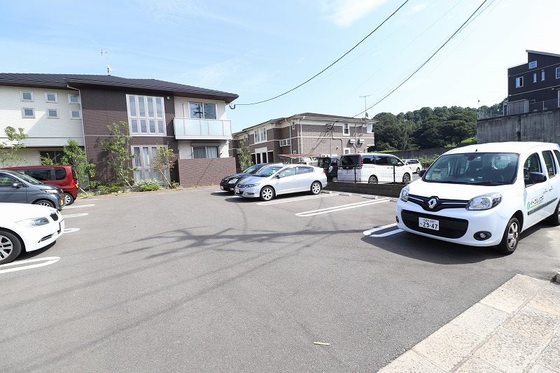 グランレジデンス 駐車場