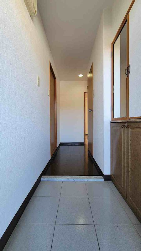 レガシー栄 玄関