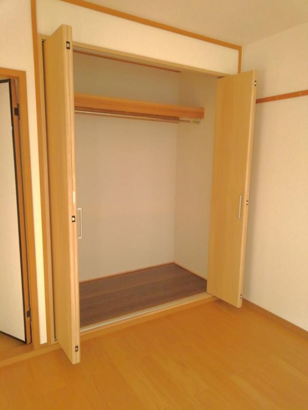 ステイタス月隈Ⅱ 収納