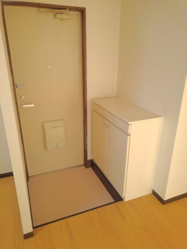 ステイタス月隈Ⅱ 玄関