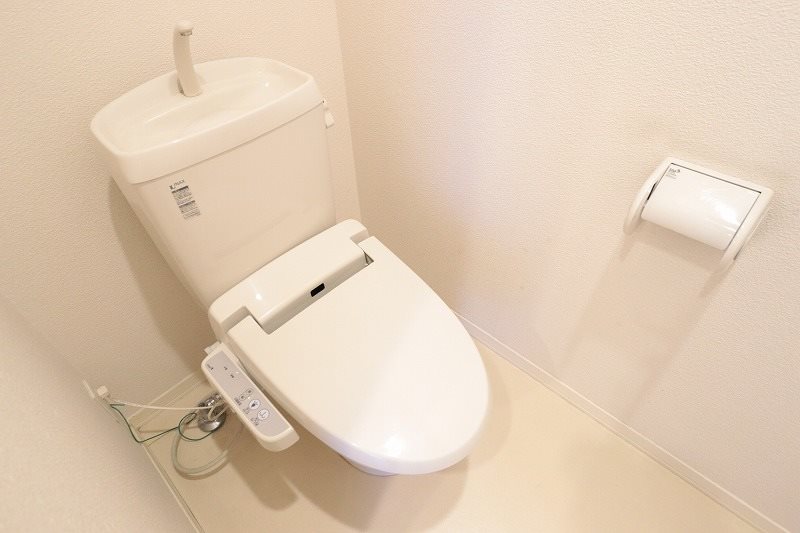 クレール・カメリアA棟 トイレ