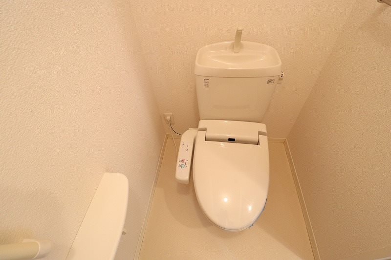 シャーメゾン御所ノ内 トイレ