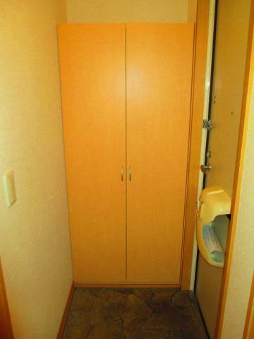 エクレールA棟 玄関
