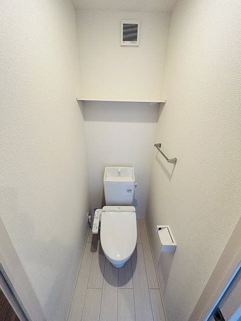 ロイヤルヒルズ23 トイレ