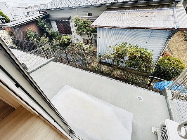ロイヤルヒルズ23 ベランダ