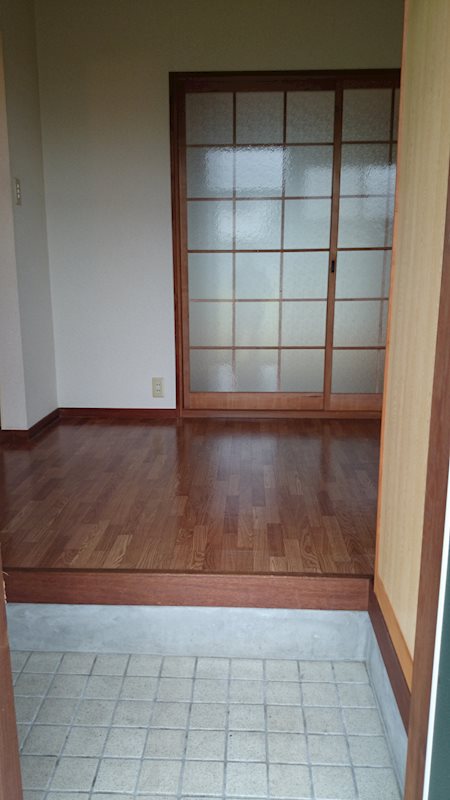 グリーンハイツ堤A 玄関