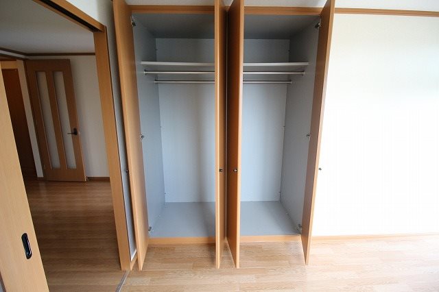 メゾンドコンフォースⅡ 収納