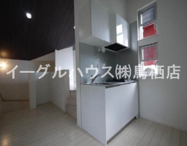 プレミアム萱方Ⅱ キッチン