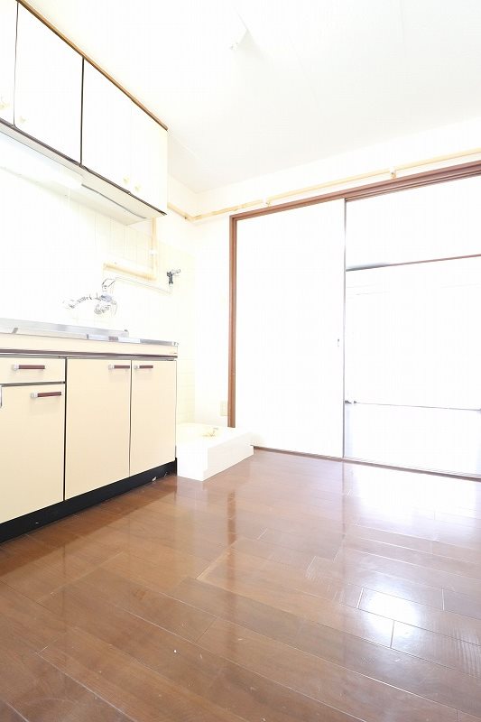 葵コーポ リビング