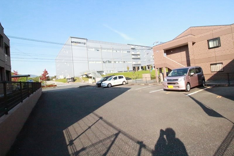 アンビションⅡ 駐車場