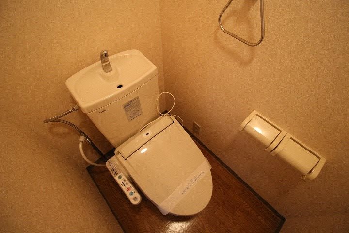 アーバンエイト トイレ