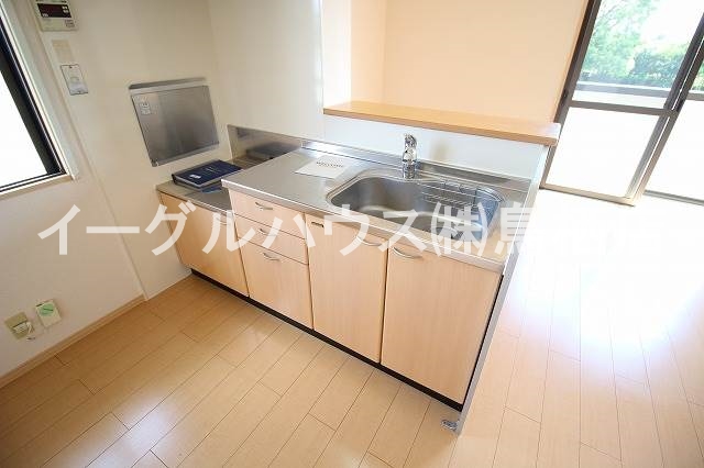 ベルデュールS キッチン