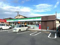 フォーレスト弐番館 コンビニ