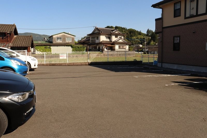 サンリットＧ 駐車場