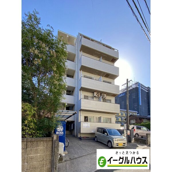 アールズプレイス二日市 外観