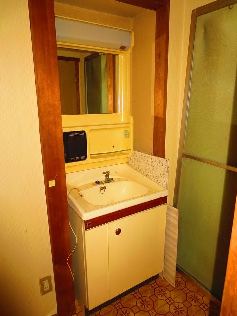 朝日屋アパート 洗面所