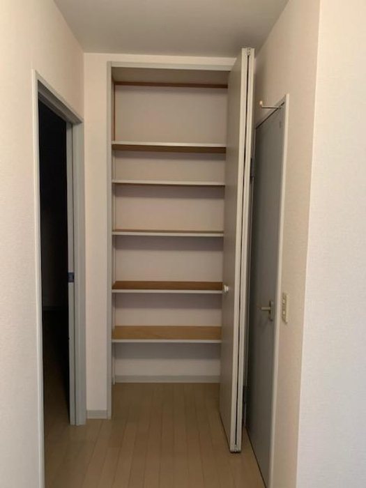 ミーツハオスK　C棟 収納