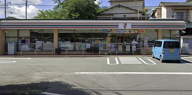 メジンK　B棟 コンビニ