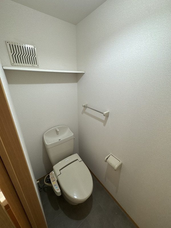 グランドソレーユ東合川 トイレ