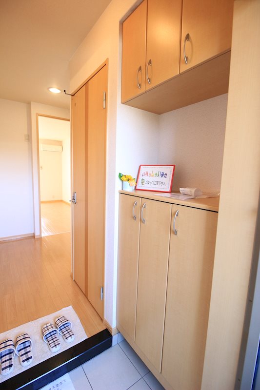 プロニティｈｏｕｓｅ 玄関