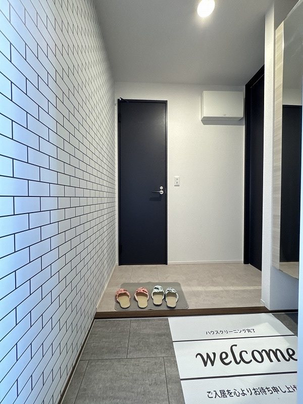 D－ROOM＋西町 玄関