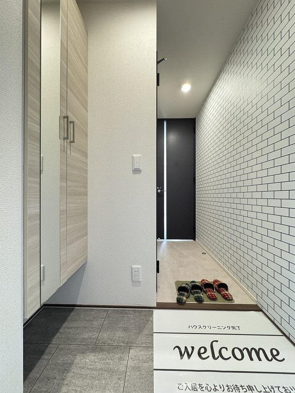 D－ROOM＋西町 玄関