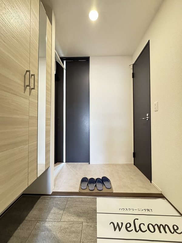 D－ROOM＋西町 玄関