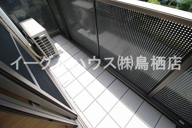 エバーグリーン桜町B棟 ベランダ