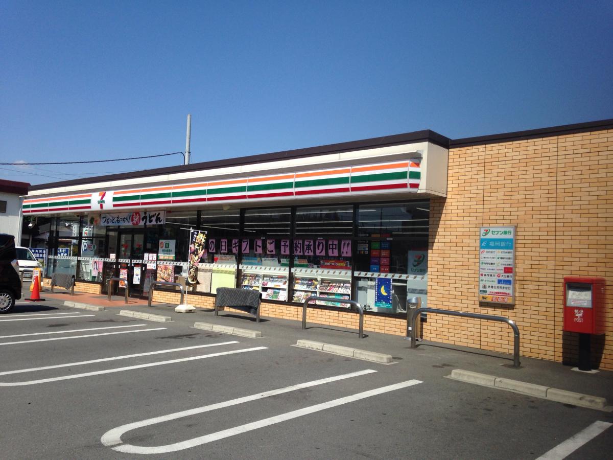 LIFEFIELD小郡Ⅱ コンビニ