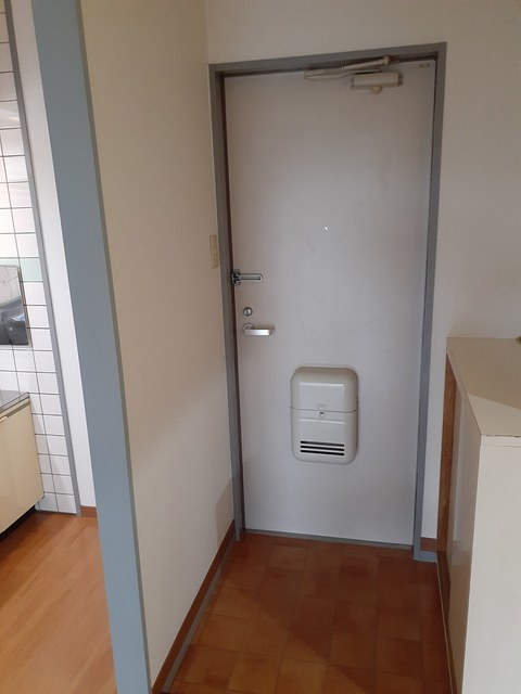 サンヒルズ上津 玄関