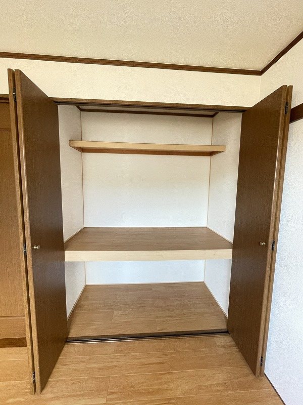 サンエレガント 収納