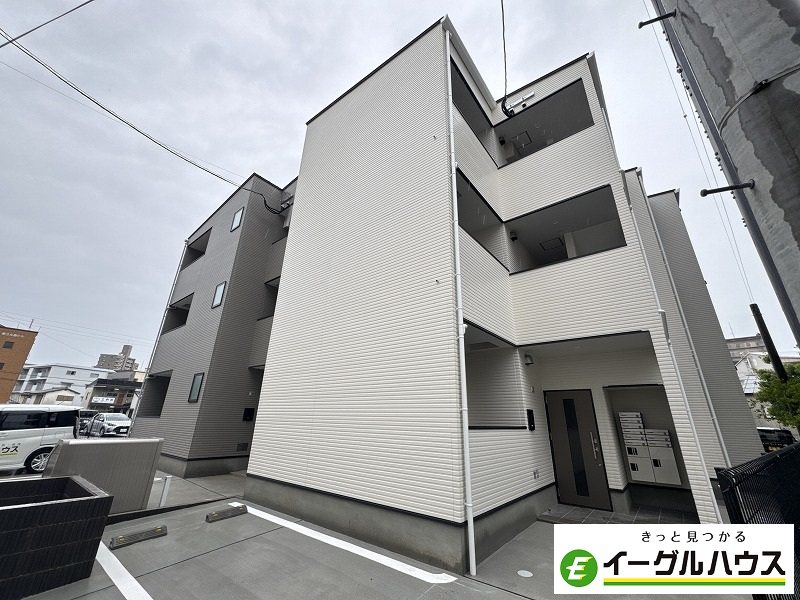 THE NOBLES 花畑 外観
