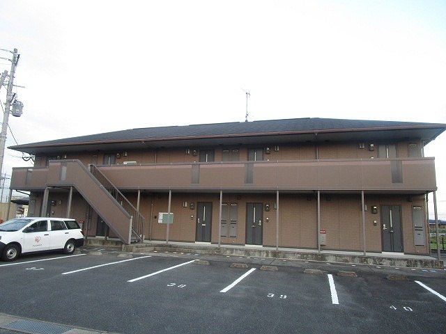 セイシェル・大山C棟 駐車場