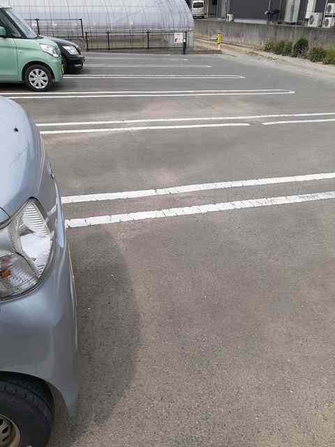 パストラーレ 駐車場