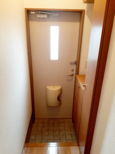ポラリス壱番館 玄関