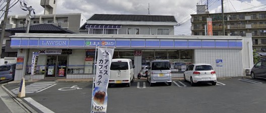 ポラリス壱番館 コンビニ